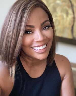 DeShawn Snow Instagram - Did you know that clients love hiring me for three reasons? I have a voice of experience, I'm an effective communicator, and I have a holistic approach. 

My coaching business was born out of a deep desire to help women break free from negative patterns that often arise after significant life changes. I want to share the lessons and strategies that took me nearly a decade to master, thus streamlining their journey to overcome the emotional ramifications of reinventing their life.

For me, it's about more than just helping women gain clarity and confidence. I'm in it because I've come through the pain of my healing and transformation journey after my divorce and realize there was a greater purpose. 

If you're struggling to bounce back and need a proven blueprint, reach out to me. I'd love to tell you more about my signature program so you can feel confident in your decision to choose the right life coach. 

DM me to schedule a complementary consultation today!🦋✨

#divorce #bounceback #movingon
#transformation #adversity 
#growthmindset #personalgrowth #personaldevelopment #womenempowerment #lifecoach #unlockyourdestiny #deshawnsnow