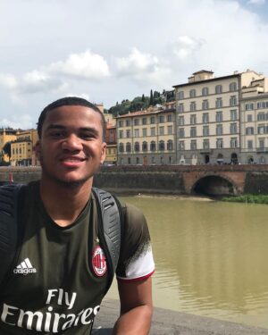 DeShawn Snow Instagram - Screaming HAPPY 22nd BIRTHDAY to my first born‼️ You are God’s greatest gift to me and I’m so incredibly proud of you. My love for you is unconditional and I will always be in your corner💯 May all your dreams and wishes come true!  Happy Birthday EJ 🎂🎉🎊