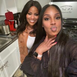 DeShawn Snow Instagram - Happy Birthday to my baby sister @dayum_kayy 🎂🎉🥂My pain in my butt🤪 my ride or die💯 my hero ☺️ my inspiration✨....I love you to the moon and back and am super proud of you🤩 Wishing you love, happiness, success and blessings!  Everyone go send her some birthday love 💕