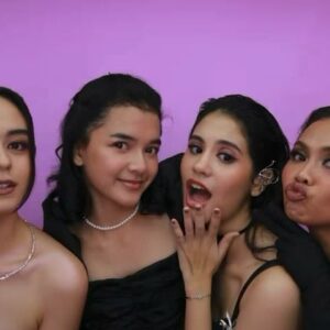 Dea Panendra Instagram - 3 hari lagiiiii!!! 👻

Siap - siap bertemu kami @pamalimovie 12 Oktober 2023 di bisokop.

📸 @snap.nuel