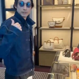 Dean Fujioka Instagram - BTS for the COACH Fall Collection shoot🍁

@coach_japan
⁡
#CoachJapan
#コーチバッグ