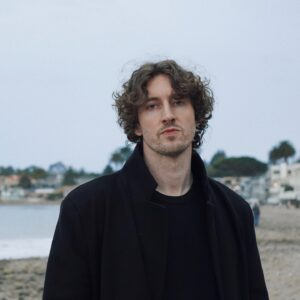 Dean Lewis Instagram - GUYS SO EXCITED TO SAY I JUST FOUND OUT WE SOLD OUT MELBOURNE AND SYDNEY SO WE JUST ANNOUNCED NEW MELBOURNE   SYDNEY SHOWS!!!! A BUNCH OF EU / UK SHOWS ARE ABOUT TO SELL OUT!! We also sold out Wembley arena in London so we added a new London show!! USA AND CANADA AND NZ ARE ALSO DOING WELL TY SO MUCH EVERYONE!!! what songs do you guys want to hear on tour?! 🇦🇺🇳🇿🇬🇧🇫🇷🇧🇪🇩🇪🇩🇰🇸🇪🇳🇱🇨🇭🇨🇿🇺🇸🇨🇦🏴󠁧󠁢󠁷󠁬󠁳󠁿