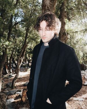 Dean Lewis Instagram - How are you guys feeling about memories? Please tell me below how it’s connected to your life and tell me your stories. The reaction has been unbelievable.