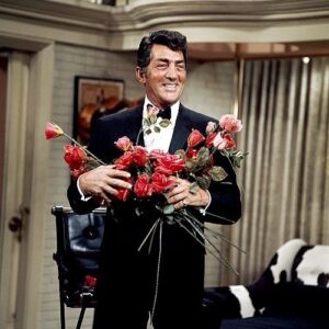 Dean Martin Instagram - Wishing everyone a great Valentine's Day today!

#DeanMartin #KingofCool #ValentinesDay #Roses #RatPack #valentinesday2022