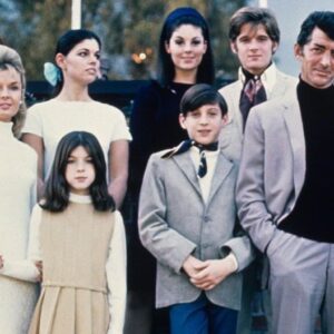 Dean Martin Instagram - Wishing everyone a Happy Father's Day!

#DeanMartin #KingofCool #FathersDay