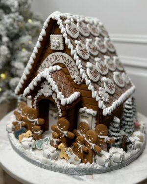 Dean McDermott Instagram - Such a special Christmas this year having Lola and Jack with us is the icing on top of our family Gingerbread house from @thesolvangbakery #bigfamily #dadofseven #happyholidays