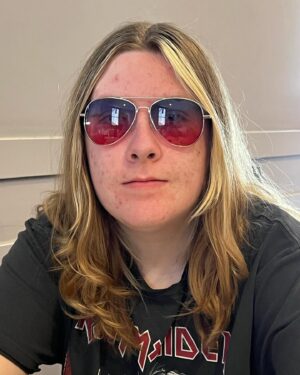 Dean McDermott Instagram - This guy!!! My Dude turns 16 today!! What a journey it’s been. You’re my Rolling Stones, Iron Maiden, Janes Addiction, Roger Waters, The Cure, Metallica concert going Ride or Die!! I look forward to more concerts, drum lessons and laughs with you. Happy Birthday my boy and thanks for keeping me young. I love you, you’re my Rock Star!!🎸🤟🥁🎂