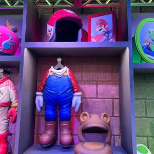Dean McDermott Instagram - Thank you @unistudios for the best day ever!!! #supernintendoworld was incredible. The attention to detail is spectacular. I literally felt like I was in another world. The #mariocart ride was so much fun, and of course my other favorite ride Jurassic World. Oh and the Minions ride. Bananas!!! The family and I loved it!! Thank you again for a SUPER MARIO OF A DAY. #familyfun #universalstudios #supermario #bestdayever