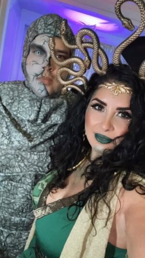 Deanna Diaz Instagram - ʏᴏᴜ ᴀʀᴇ ᴍʏ ʀᴏᴄᴋ 🪨💚
@mannyfromphilly 
•
This past week was full of ‘tis the season fun, Halloween festivities with the best hostess @meashababy @hairdemarco , celebrations of love @mannyfromphilly (10/26 🥂) and the birds 🦅🙌🏽! 
#HappyHalloween #medusaandstonesoldier #oneyearoflove #gobirds🏈