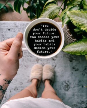 Deanna Diaz Instagram - 💋🫶🏼☕️ 
•
𝙼𝚘𝚘𝚍: 𝙲𝚘𝚏𝚏𝚎𝚎 𝚜𝚒𝚙𝚜 𝚊𝚗𝚍 𝚁𝚎𝚍 𝚕𝚒𝚙𝚜 
•
Swipe to one of my fav quote accounts @coffeequotesbyjordyn and also so excited for a new coffee shop coming soon in my area @thegroundcpg 🌱
#coffeeshopsaremyfav