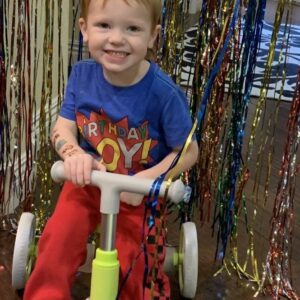 Deanna Duggar Instagram - Happy Birthday Daxxy Boy!!!😃❤️🎉🎉🎂🎶
#nanalovesyousomuch❤️