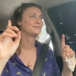 Deanna Russo Instagram - Drive-thru car washes make me so happy because they remind me of my childhood. My fam owned and operated the Chester Car Wash in NJ from 1983-1997 🙌 🚘 🧽🪣🪩💵