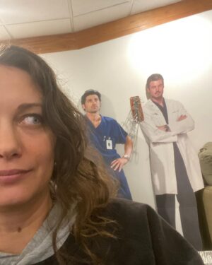 Deanna Russo Instagram - I love love love SFX makeup so I was thrilled to be the sick person du jour on #greysanatomy Bonus joy for getting to say the best line on national television ever 🥰