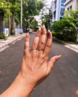 Debleena Sen Instagram - Vote so that we get a peaceful next term. We deserve it. You deserve it. Everyone deserves it. 

#vote