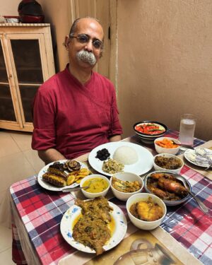 Debleena Sen Instagram - 5th Jamai Sashti 

#jamaisasthi #bengalifood #bengaliritual #family #pyaar #kerelasaree