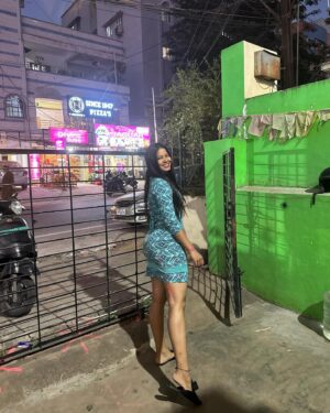 Deborah Doris Fell Instagram - The 9th pic expresses how happy I am after I eat food 😛 

Are you a #HANGRY person too? 🤫 If yes, you don’t need to comment 😉

•

Photo Credits: @its_yoshith_here ✨

•

#deborahdorisfell #modellife #tollywoodactress #bossbabe #loveyourself #loveothers #bekind #hyderabad #hyderabadi #foodie #foodiesofinstagram #nomakeup #naturalbeauty