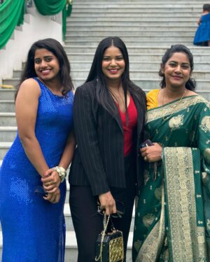 Deborah Doris Fell Instagram - 🥰❤️🥰
.
.
.
#style #styleblog #styleblogger #sister #sisters #sistersquad #happysisters #sisterhood #sisterlove #fashion #fashionblog #fashionblogger #fashioninfluencer #hyderabad