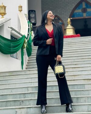 Deborah Doris Fell Instagram - 🥰❤️🥰
.
.
.
#style #styleblog #styleblogger #sister #sisters #sistersquad #happysisters #sisterhood #sisterlove #fashion #fashionblog #fashionblogger #fashioninfluencer #hyderabad