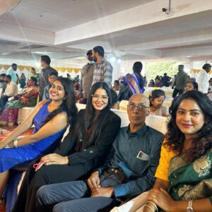 Deborah Doris Fell Instagram - ❤️
.
.
.
#family #familytime #familygoals #happyfamily #love #style #wedding #partywear #hyderabad