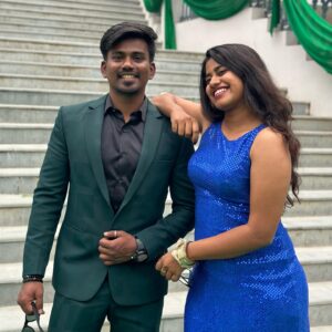 Deborah Doris Fell Instagram - ❤️
.
.
.
#family #familytime #familygoals #happyfamily #love #style #wedding #partywear #hyderabad