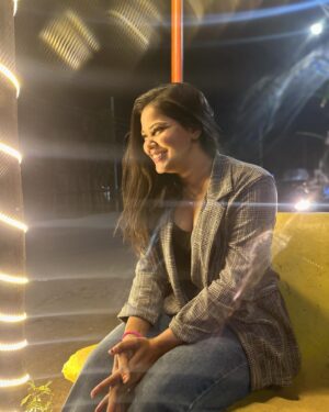 Deborah Doris Fell Instagram - Angel energy 🪽✨

•

P.S: Do not judge a lady who has chipped nail polish 💅 

•

Photo Credits: @its_yoshith_here 

•

#deborahdorisfell #dollface #nofilterneeded #actress #angelic #angloindian #hyderabad #explore #fyp
