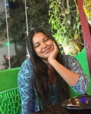 Deborah Doris Fell Instagram - The 9th pic expresses how happy I am after I eat food 😛 

Are you a #HANGRY person too? 🤫 If yes, you don’t need to comment 😉

•

Photo Credits: @its_yoshith_here ✨

•

#deborahdorisfell #modellife #tollywoodactress #bossbabe #loveyourself #loveothers #bekind #hyderabad #hyderabadi #foodie #foodiesofinstagram #nomakeup #naturalbeauty