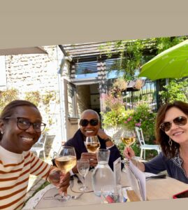 Actress Deborah Roberts HD Instagram Photos and Wallpapers August 2024