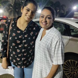 Deepa venkat Instagram - "Merry Christmas" releases today😊

Please do watch in theatres:) 

I've had this very very special, and unique opportunity to work on the sets with the lovely diva @katrinakaif . Perfect example of a committed and hardworking actor! 

A fan of the film, "Ek Hasina Thi", and the hugely popular "Andhadhun", working alongside the master-of-whodunnits, Director Sriram Raghavan has been nothing short of a masterclass. 

Can anyone not love VJS??? What was  beautiful was, watching him work through each shot on the sets, polishing his hindi lines and constantly improvising with every rehearsal, each take.. mindblown. 

The editor and co-director Mrs.Pooja Ladha Surti was an absolute delight on the sets with insightful inputs that comes from her vast experience of working in so many notable films. Thank you for being so kind, Pooja😍

My partner, friend and dear dear Saran, I've been so blessed to be able to work alongside you! Your patience and focus is amazing. Can't wait to see all that you're going to create in the years to come!

Sharing a few pictures with the witty, charming @radikaasarathkumar , my all time favourite and powerhouse performer @ashwinikalsekar , and a few clicks from the sets of this very special film. 

Thank you, universe! 

SriramRaghavan @tipsfilmsofficial @matchboxpix @rameshtaurani @sanjayroutraymatchbox @jaya.taurani #KewalGarg @actorvijaysethupathi @katrinakaif @radhika_sarathkumar #KavinBabu @actor_shanmugaraja @ashwinikalsekar #RajeshWilliams @radhikaofficial @gayathrieshankar #PariSharma @ipritamofficial @yughabharathi #PoojaLadhaSurti #ThiagarajanKumararaja #PratheepKumarS  @abduljabbar_offl #PrasannaBalaNatarajan @latatudinal  @mayursharma22011 #MadhuApsara @vishal_bajaj_1603 @daniel.b.george @imdeepavenkat @anaitashroffadajania @gopiprasannaa