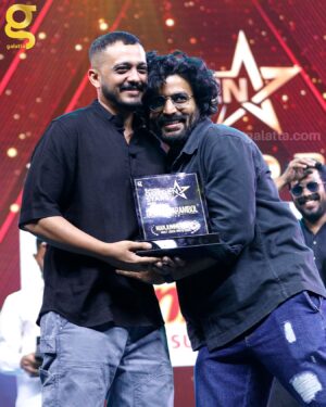 Deepak Parambol Instagram - #galattaawards @__chidambaram__ 😊❤️