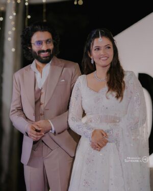 Deepak Parambol Instagram - Underneath the golden hues of the setting sun, we danced into forever, surrounded by love’s gentle embrace on the sands of our beginning.

Bride makeup - @ashif_marakkar 

Costume- @aheli_clothing 

Groom makeup- @groommakeup_bloomsmakeover 

Styled by : @soorajskofficial 

Outfits : @bespokedbysk 

#deepakaparnawedding #wedding #weddingreception #beautifulmoments