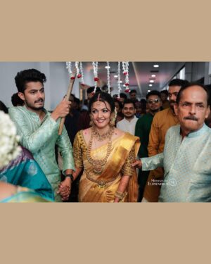 Deepak Parambol Instagram - Entwined in the eternal dance of love, our hearts beat as one beneath the canvas forever.

Captured By : @momentssbyelemntricx

Bridal makeup - @ashif_marakkar 

Brides Outfits - @kanchivaram.in 

Blouse- @gala_galore_ 

Saree draping- @draping_damini 

Groom outfit - @masharhamsa @gospelofdesign 

Groom makeup - @groommakeup_bloomsmakeover 

#aparnadeepakwedding #traditionalwedding #aparnadaswedding #deepakparambol #preciousmoments