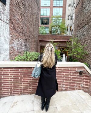 Deirdre Lorenz Instagram - Waiting for my favorite secret garden to bloom in New York City. Always a neighborhood highlight. 🌿🌱😍
#nyc #nyclife #green #manhattan #escape #staycation #newyork #secret #goodmorning #spring #soho #goodvibes #springfever