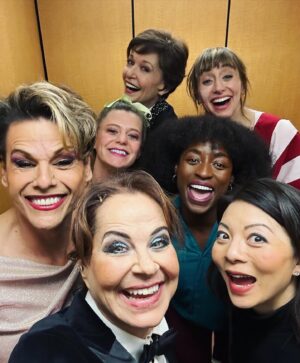 Deirdre Lovejoy Instagram - Happy Closing to the POTUS cast at the Geffen Playhouse last night in LA. Thanks ALL and see you round the block… #photo #theatre #closing #closingnight #potus #livetheatre #love #joy #comedy #fun #funny