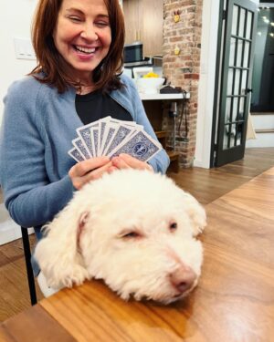 Deirdre Lovejoy Instagram - Mr. Pickles has a crush.
I don’t blame him! Best host best game explainer best of all things, Cam. What a patient soul you are…❤️❤️❤️