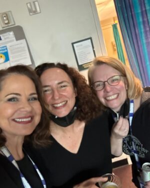 Deirdre Lovejoy Instagram - That’s a Wrap on POTUS @berkeleyrep Thanks to the incredible team of artists supporting this show. #wedidit #potus #comedy #joy #love #theatre #play #laugh #family