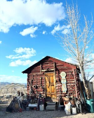 Deirdre Lovejoy Instagram - Yesterday. Mystic Hot Springs. Monroe, Utah. Two hour soak pass, $25.00…View is free❤️🔥😎🏔️
