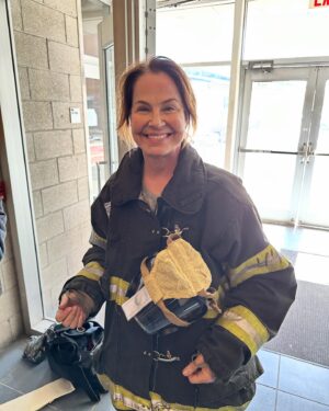 Deirdre Lovejoy Instagram - It’s almost time again! Next week is The Eighth Annual Denis Leary FDNY Firefighter Challenge! So pumped to gear up again and raise awareness for these brave beings!! I hope y’all are ready! #challenge #teamrachael #lff #nyfd #firefighter #love #joy #grateful