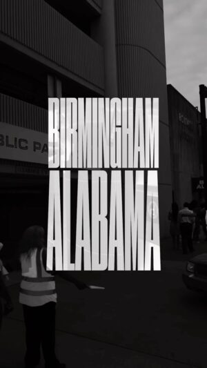 Deitrick Haddon Instagram - Weekend 1 of the tour ended in Birmingham, AL! Weekend 1 was a success! Packed shows and we can’t wait to get back on the road to rock with yall! Drop the city that you’re coming to in the comments!!! 

📸 @matt.wiley_ 

#igotawaytour #bribabineaux #pastormikejr #anthonybrown #deitrickhaddon