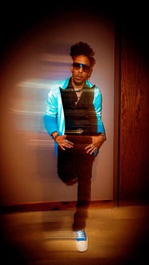Deitrick Haddon Instagram - My best album ever “One Night In California”  drops on my May 17th!! Presave Now!!! Thank you Dallas for taking good care of me. The audience was electrifying!! I love you guys!🫶🏽
Let’s talk in the comments!!
#OneNightInCalifornia #DeitrickHaddon #Repost #Share