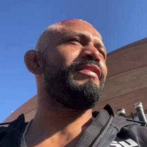 Deiveson Figueiredo Instagram - Obrigado de mais pelo carinho e energia positiva que vocês mandaram, amo vocês 💝💪🏽🇧🇷🇧🇷🇧🇷🙌🙌🙌🙌