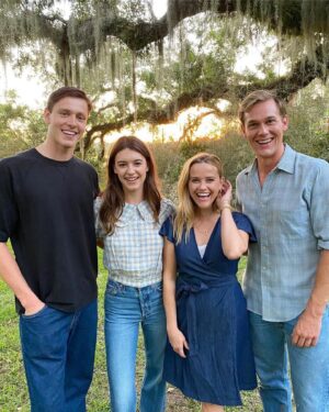 Delia Owens Instagram - Thank you, Reese, for all you have done for Where the Crawdads Sing! ⁣
⁣
Repost from @reesewitherspoon⁣
•⁣
What an incredible day visiting the set of #WheretheCrawdadsSing for the first time. This story has such a special place in my heart and to see it all come to life is true MOVIE MAGIC! Between the stunning location, detailed set design and amazing cast & crew, I think I said “WOW” 579 times. It truly brought tears to my eyes. I can’t wait to share more details of this project with you all – Is it June 2022 yet?? 🛶🦐🎥📚🌅 @crawdadsmovie⁣