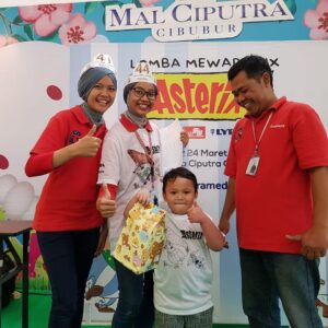 Denaya Bintang Azmi Instagram - Terima kasih kaka @gramedia 🤗🤗