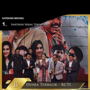 Denaya Bintang Azmi Instagram - Alhamdulillah ya Alloh😇 terima kasih untuk semua teman2 Dunia Terbalik 😘