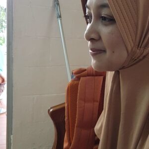 Denaya Bintang Azmi Instagram - Mau main sinetron apa stand up comedy ya,,, cemungut  neneng 😘