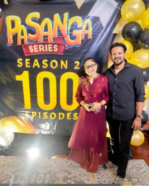 Denes Kumar Instagram - Pasanga series mark a significant milestone as we wrap up filming for the 100th episode of the Pasanga 2 series. This achievement is truly historic and I am filled with immense gratitude for everyone who has been a part of this incredible journey. Firstly, I want to express my heartfelt thanks to @astromalaysia @astroulagam for believing in Pasanga team and providing this opportunity 🙏🏻

I am deeply appreciative of @deneskumar_ Sir and @vimalaperumal6 ❤️😇for this opportunity, support and guidance throughout this entire journey ❤️

I am grateful for our exceptional director @shalinibalasundaram @sathish_natarajan and the entire cast, who have delivered Amazing performances episode after episode. Each member of the team has played a important role, bringing their characters to life with passion and dedication 🔥💪🏻

We completed the filming of all 100 episodes within a remarkable span of just 120 days.As we gathered to celebrate this occasion with a countdown and cutting of the cake, tears rolled down our eyes. We thought of the challenges we faced along the way. Yet we successfully work as a team to reach this incredible milestone together.

I am truly honored to have been a part of this extraordinary project, and I cannot wait to share more updates with all our viewers. Stay tuned as we continue to bring you more from the world of Pasanga 2. Thank you everyone for your unconditional love and support❤️✨

Cake by @fancycustomcake 
Lunch by @juniorkuppannamy 
Dinner @ohyeahbananaleaf