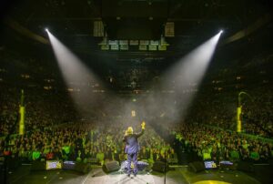 Denis Leary Instagram - A Murderers’ Row of comics and the best comedy band in the business The Enablers Featuring The Rehab Horns. Plus a one time only special surprise version of The Asshole Song. Ya gotta be in the arena to witness this killer charity concert. Get your tix before they disappear. @camneelyfdn (Link for tix in bio)