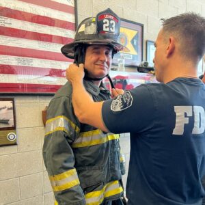 Denis Leary Instagram - The Rescue Me Reboot cast is off the charts. So many great moments during our @learyfirefighters @fdnyfoundation event Friday to raise $ for fire depts across America. You can still donate at link in bio. @chris_meloni @therealmariskahargitay @adamferrara @bobby1960 #billycrudup #brianwilliams #stevebuscemi #internationalfirefightersday