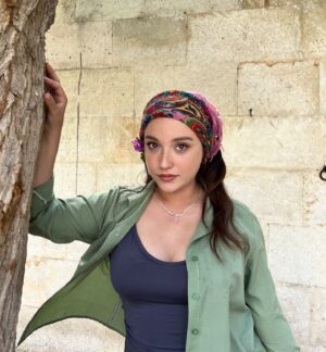 Deniz Altan Instagram - Şimdilik çiçek 🌺