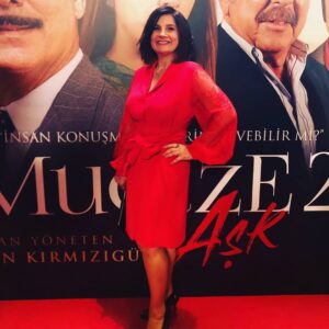 Actress Deniz Özerman HD Instagram Photos and Wallpapers December 2019