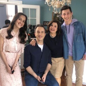 Deniz Özerman Instagram - TBT #garantibbva #reklam#backstage #set#goodvibes 🙏😘🐞💙Güzel bir calisma günüydü güzel insanlarla @leylaferay @fatihartma@serdarerener @terfilmproductions 🙏💖😍🐞🐞🌹@alametholistic@korhanaytek1